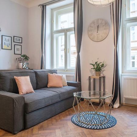Appartamento Kent Ridge Loft Praga Esterno foto
