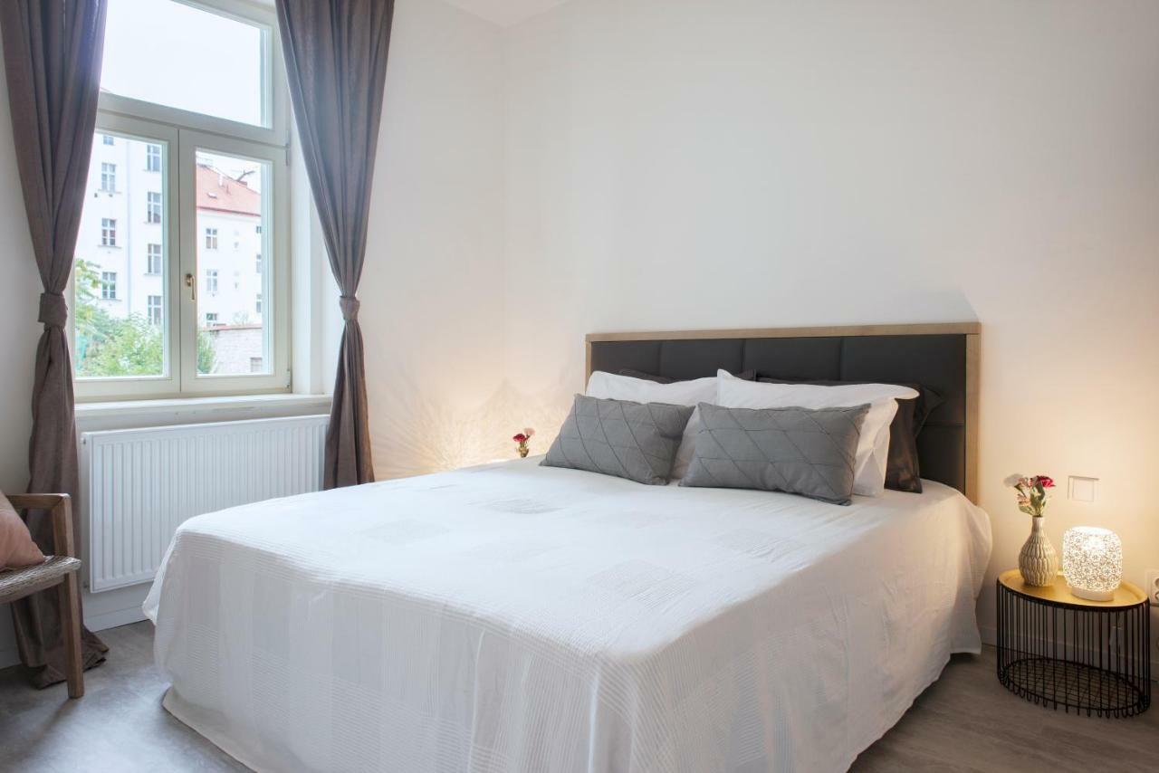 Appartamento Kent Ridge Loft Praga Esterno foto