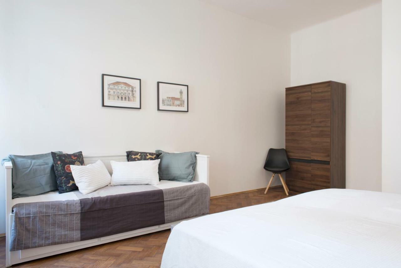 Appartamento Kent Ridge Loft Praga Esterno foto