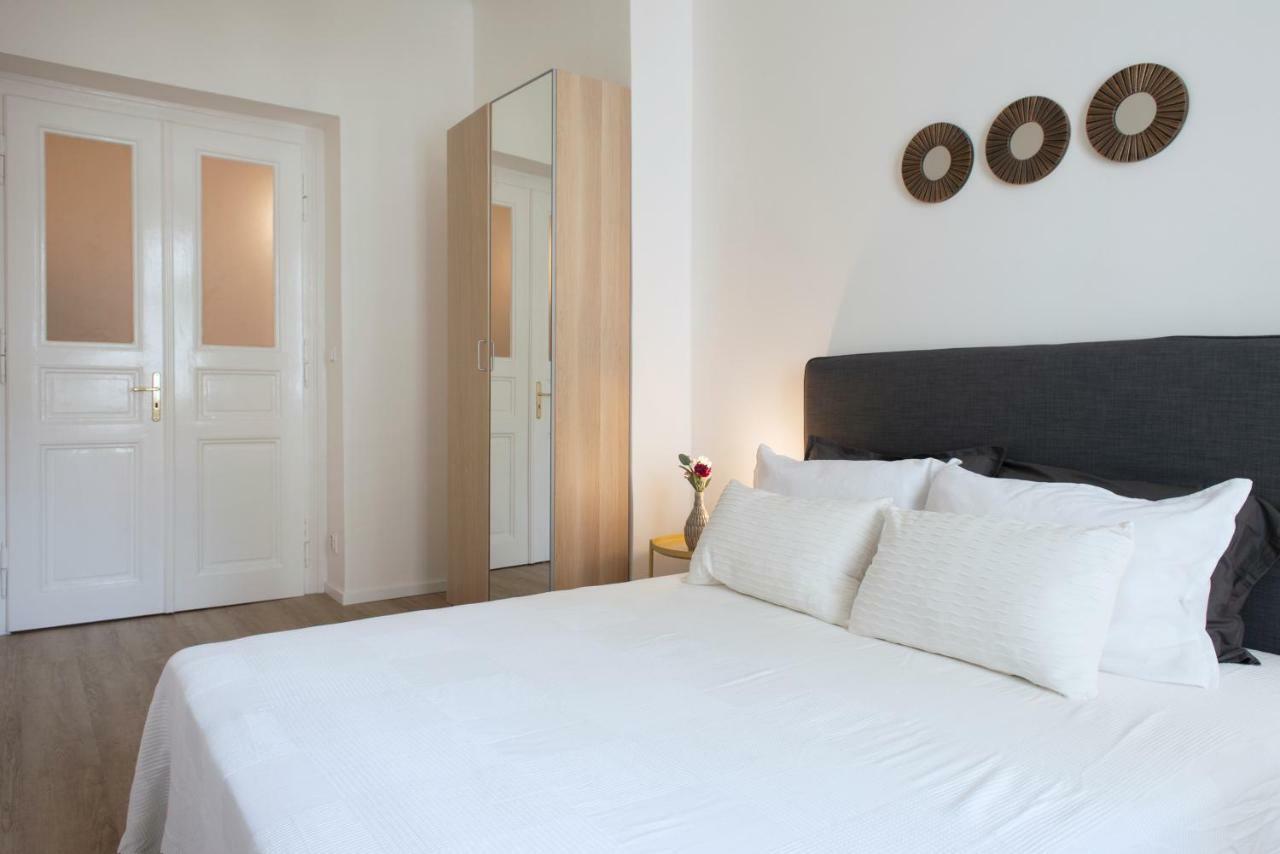 Appartamento Kent Ridge Loft Praga Esterno foto
