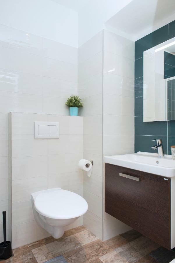 Appartamento Kent Ridge Loft Praga Esterno foto