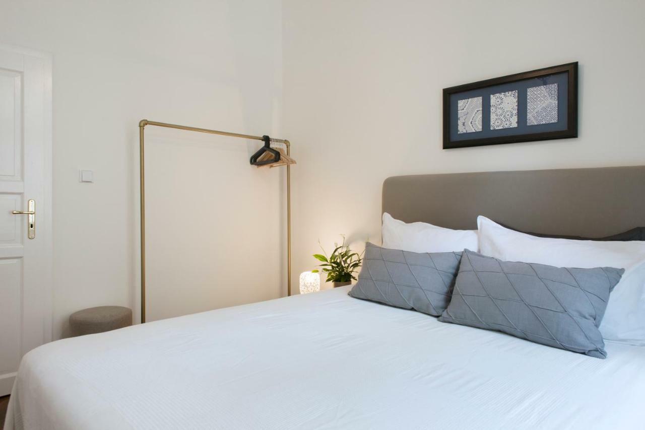 Appartamento Kent Ridge Loft Praga Esterno foto