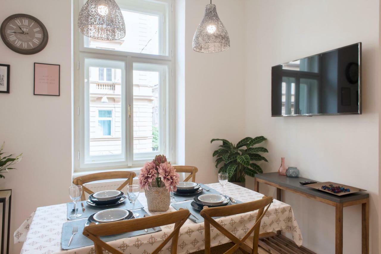 Appartamento Kent Ridge Loft Praga Esterno foto